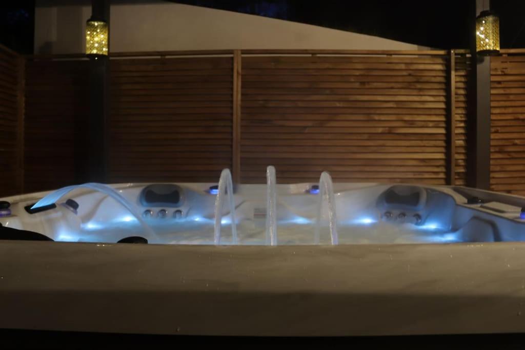 Spa & Serenite, Aux Portes De Disney Et De Paris Villiers-sur-Morin 외부 사진