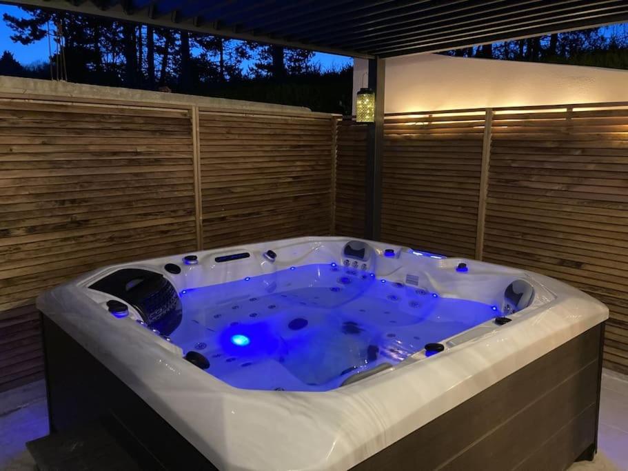 Spa & Serenite, Aux Portes De Disney Et De Paris Villiers-sur-Morin 외부 사진